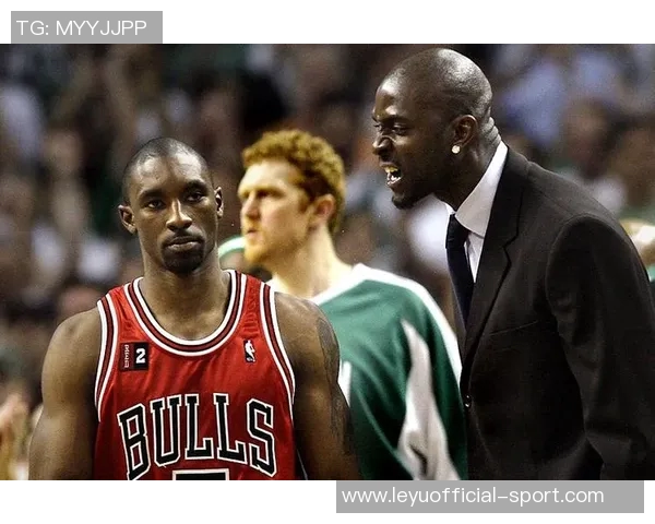 加内特透露与文班深入探讨攻防技巧与心态调整未涉及垃圾话内容 加内特透露与文班深入探讨攻防技巧与心态调整未涉及垃圾话内容