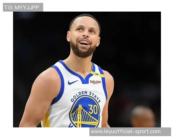 库里追平历史纪录即将迎来第14个赛季GDP组合再度霸榜传奇之路 库里追平历史纪录即将迎来第14个赛季GDP组合再度霸榜传奇之路