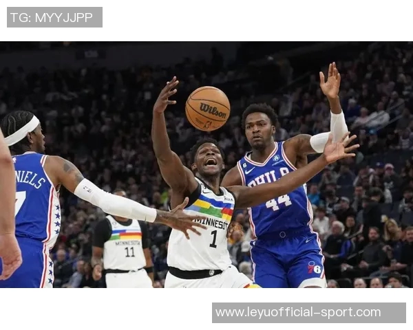 76人新星埃奇库姆表现出色15投6中斩获15分6篮板8助攻3抢断1盖帽 76人新星埃奇库姆表现出色15投6中斩获15分6篮板8助攻3抢断1盖帽