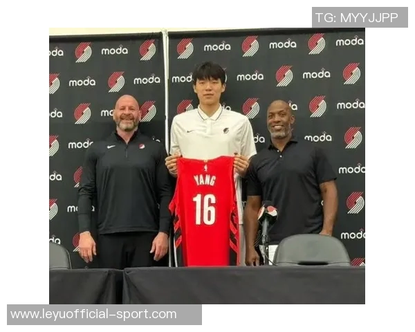 杨瀚森在试错中成长仍需时日期待他未来的突破与进步