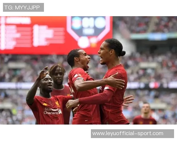 电讯报称利物浦或将参与塞梅尼奥争夺战休斯对其十分了解